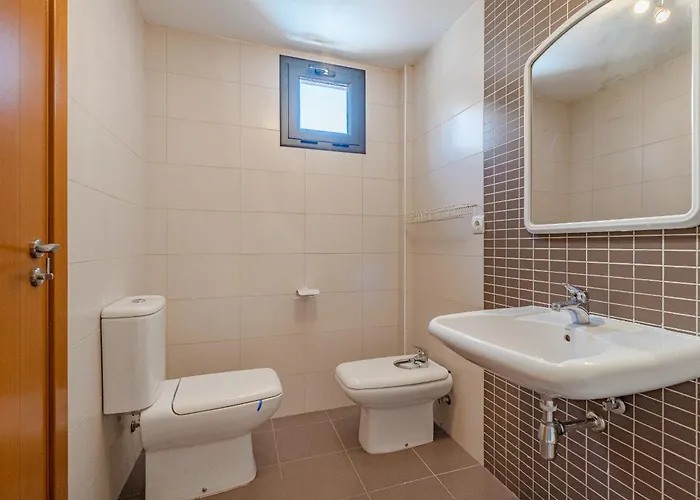 Townhouse Paraiso 2 *