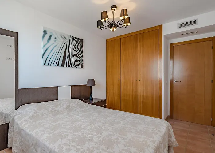 Townhouse Paraiso 2 אדחה